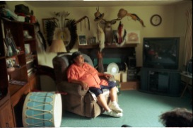 Don Elkshoulder. Cheyenne du Nord. Lorsque je l'ai rencontré, il était le gardien des flèches sacrées. Un rôle très dès important.